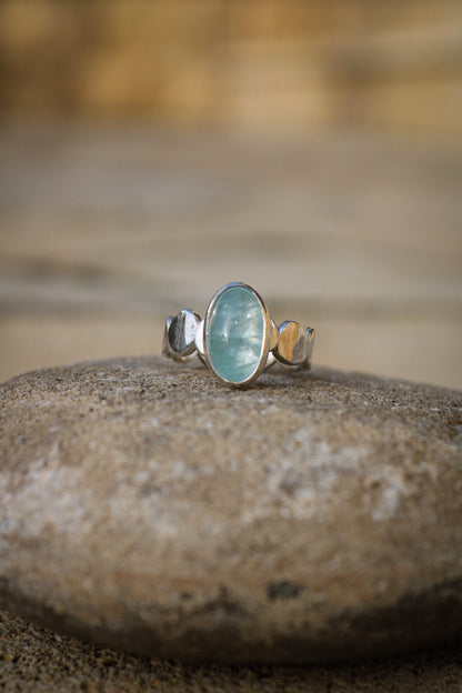 Aquamarine silver ring